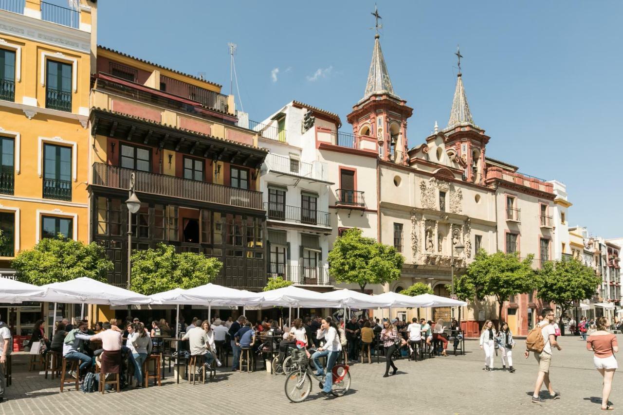 Sagasta En Pleno Centro De Sewilla